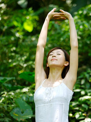 闭目养神有什么效果 995_174432_1.jpg